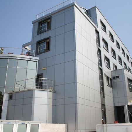 Hotel Zytto By Razvan Rat Slatina Kültér fotó