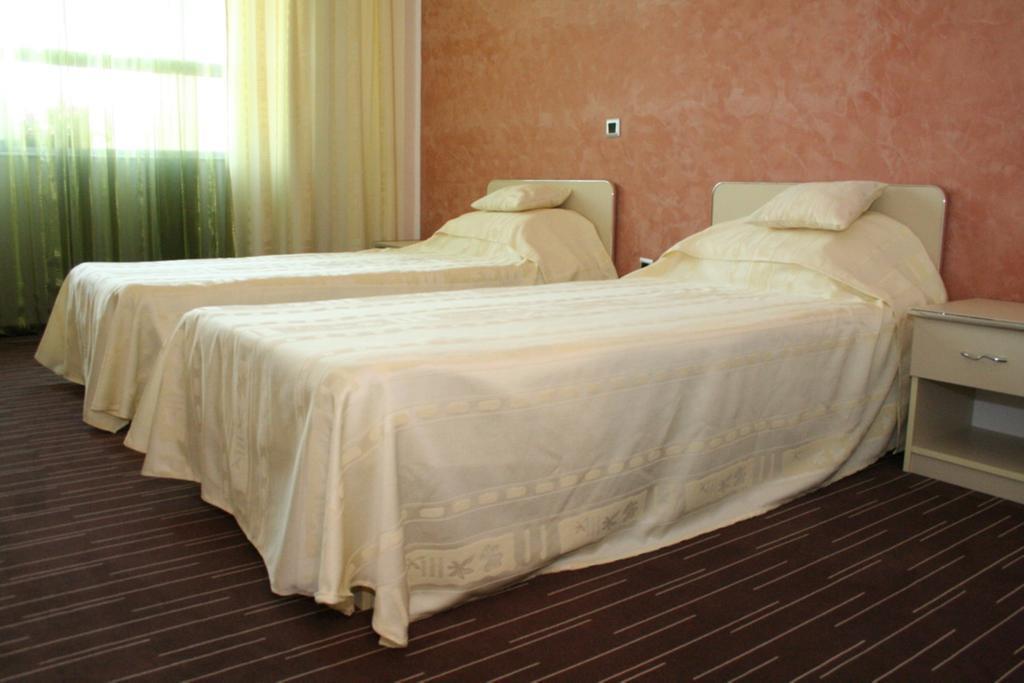Hotel Zytto By Razvan Rat Slatina Szoba fotó